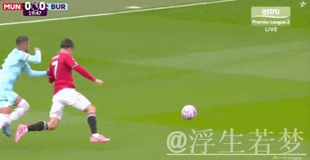 英超官方解释曼联点球取消原因！名宿怒批罪魁，称免费都不值